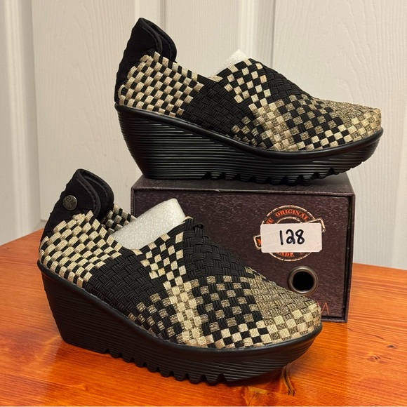 bernie mev. Shoes - Bernie Mev Women's Lulia Bronze/Black Size 36